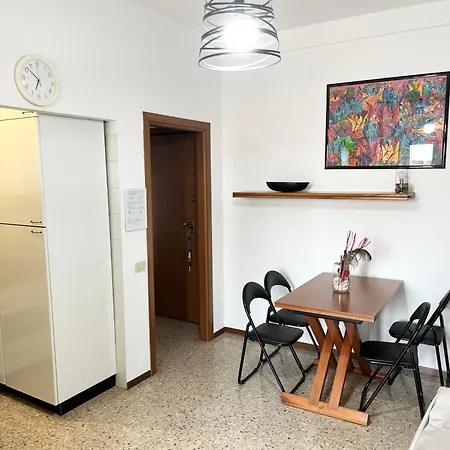Διαμέρισμα Novarasanmartino22 *